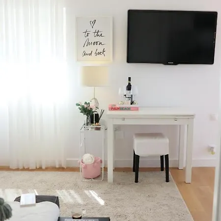 Center Lovely Apartamento *